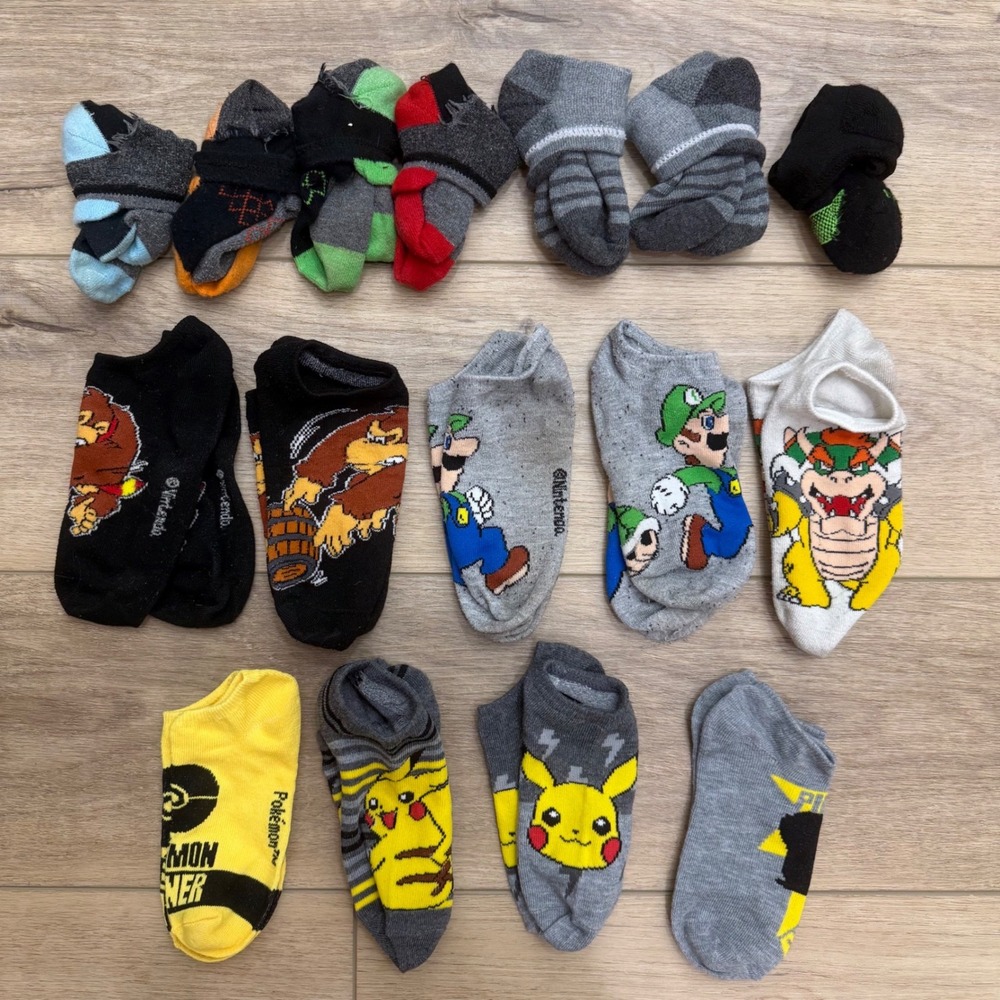 Nintendo Pokemon Boys Socks Bundle Size 6-7 Mario Pikachu Luigi Bowser 12‎ Pairs